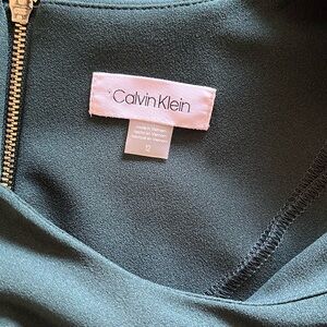 Calvin Klein green dress, size 12 women, back zipper